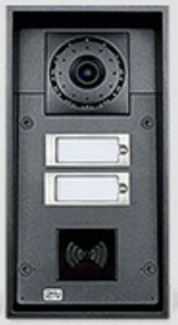 2N® IP Force - 2 botones &  cámara & lector de tarjetas & reproductor 10 W